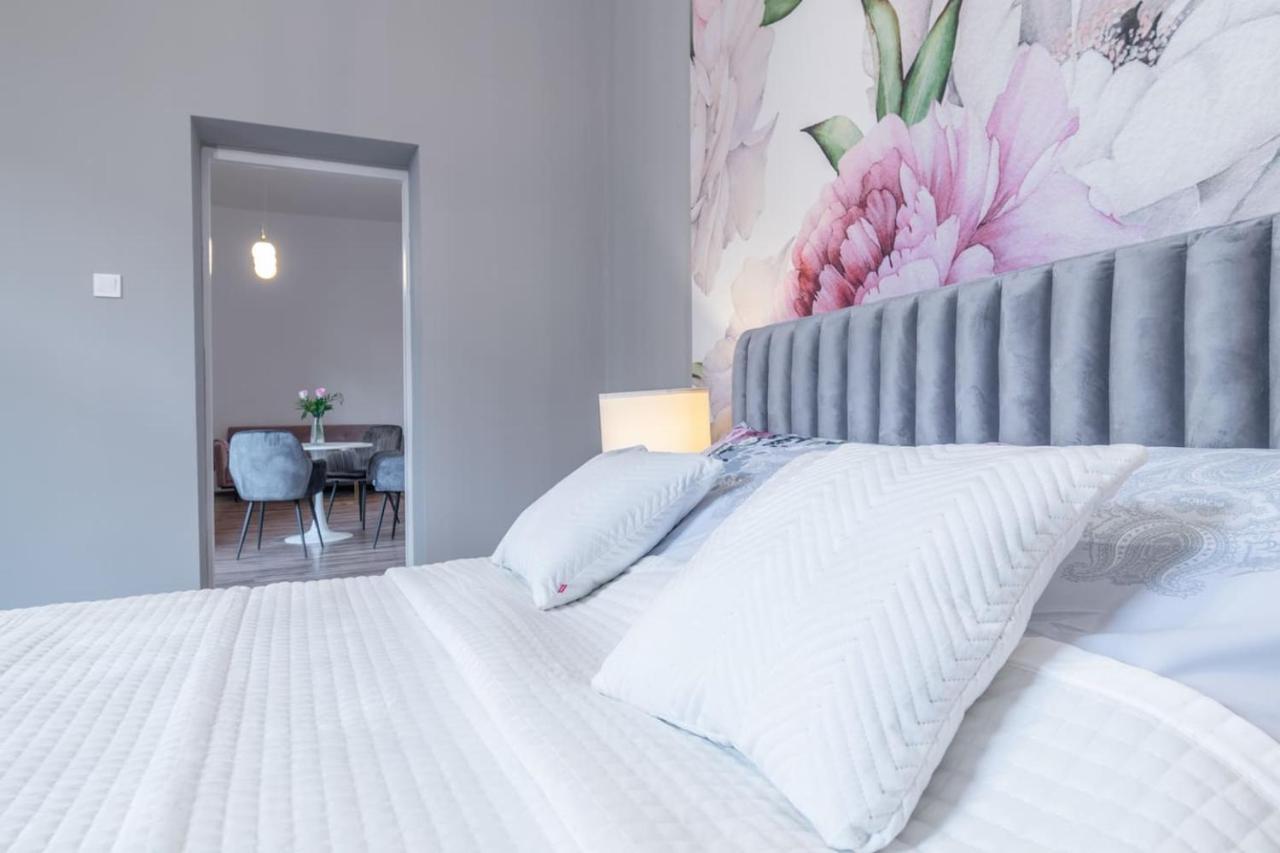 Apartament Opera Bytom Zewnętrze zdjęcie